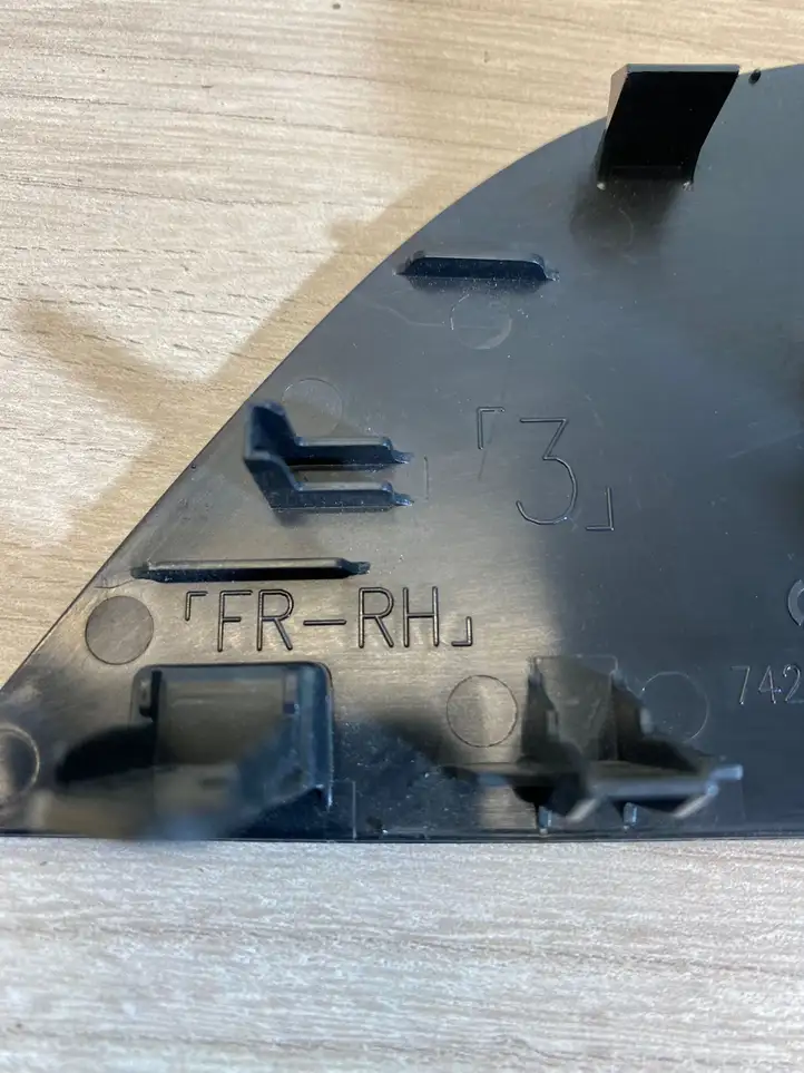 Toyota RAV 4 (XA50) (2018 - ) 7423142340 Кнопка стеклоподъемников — фото 4