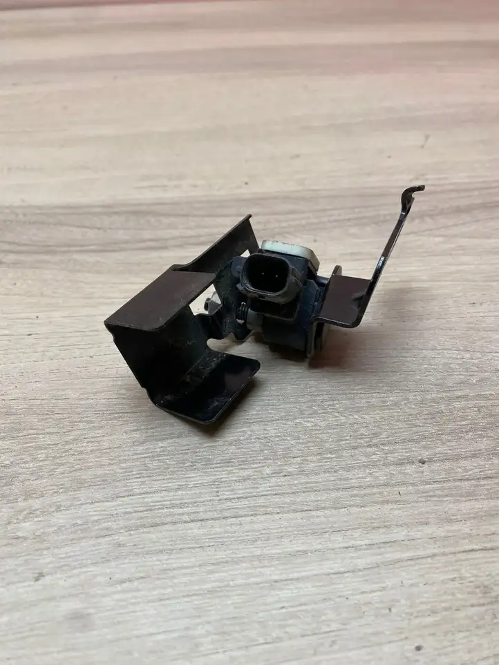 Nissan Juke I F15 (2010 - 2018) 985813JA0A Датчик удара SRS — фото 4