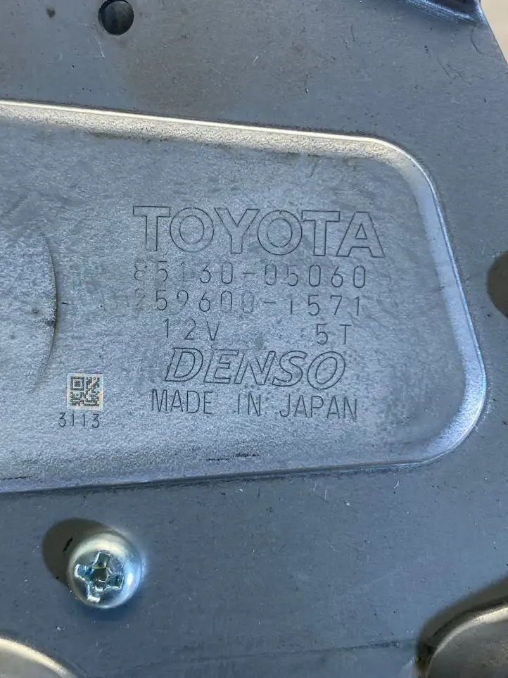 Toyota Avensis T270 (2009 - 2012) 8513005060 Двигатель стеклоочистителей — фото 2