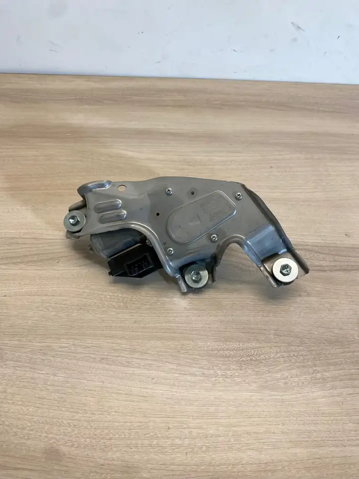 Toyota Auris E180 (2012 - 2018) 8513002050 Двигатель стеклоочистителей — фото 3