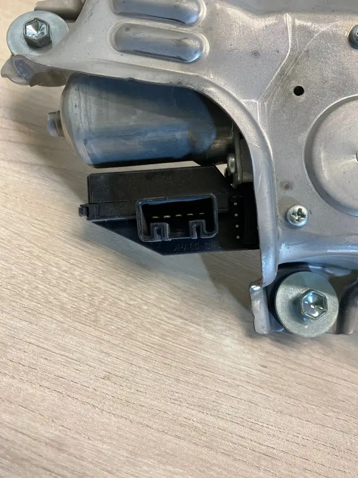 Toyota Auris E180 (2012 - 2018) 8513002050 Двигатель стеклоочистителей — фото 4