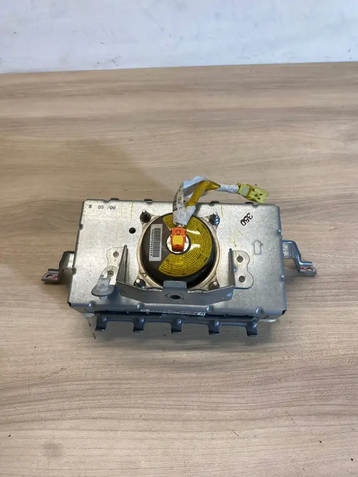 Toyota Avensis T270 (2009 - 2012) 8214005010c Подушка безопасности пассажира — фото 6