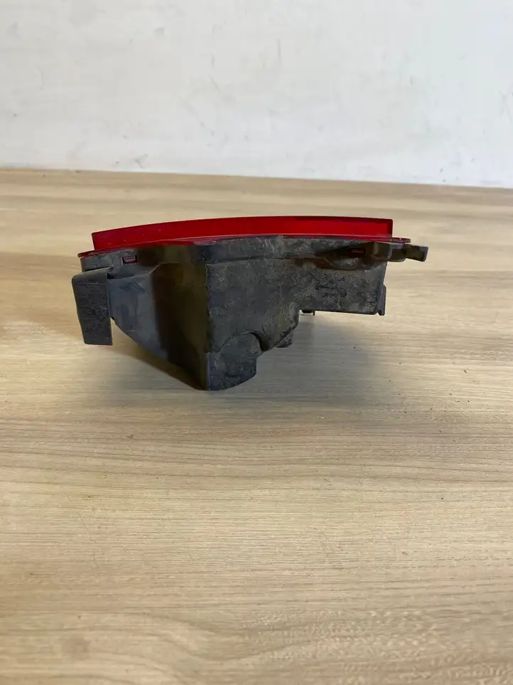 Subaru Outback (2007 - 2009) A048695 Дополнительный стоп фонарь — фото 2