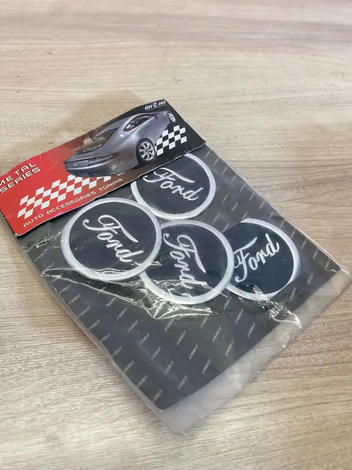 Ford S-MAX (2006 - 2010) Колпаки ступицы — фото 1