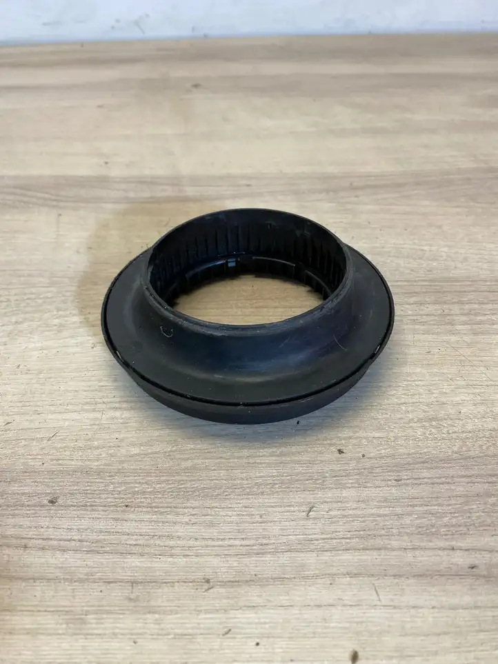Nissan Qashqai (2013 - 2017) 543258271r Верхняя опора пружины — фото 3