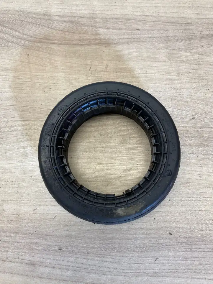 Nissan Qashqai (2013 - 2017) 543258271r Верхняя опора пружины — фото 5