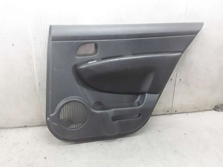 Kia Carens (2006 - 2012)   Комплект отделки дверей