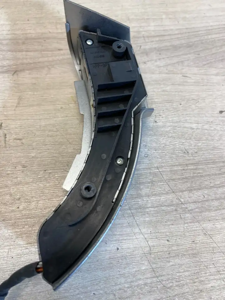 Nissan Qashqai (2006 - 2010) 25550jd01ab820 Кнопки на рулевом колесе — фото 5