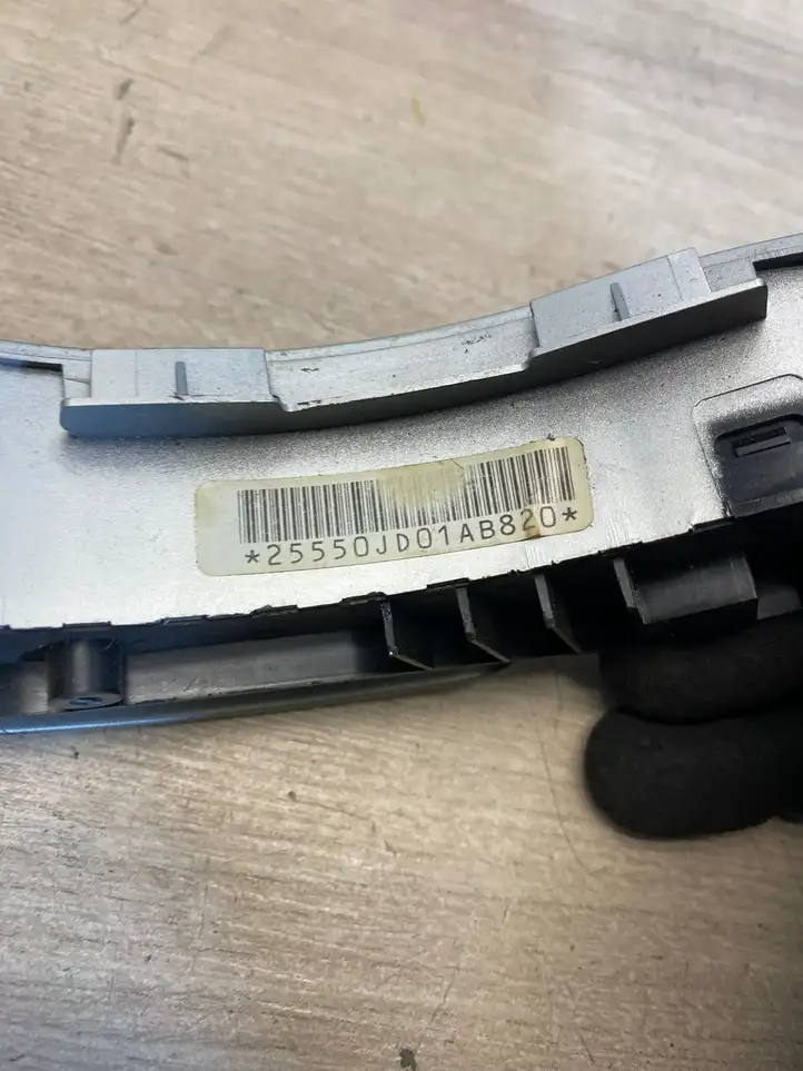 Nissan Qashqai (2006 - 2010) 25550jd01ab820 Кнопки на рулевом колесе — фото 6