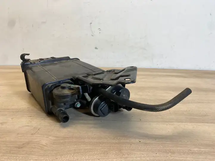 Toyota Corolla E140 E150 (2007 - 2013) 7774002130 Угольный фильтр — фото 4