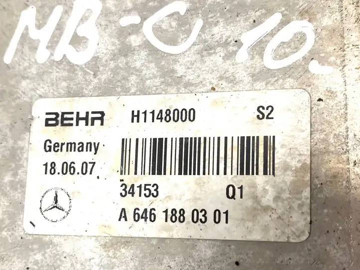 Mercedes-Benz C W204 (2007 - 2014) A6461880301 Кронштейн масляного фильтра — фото 3
