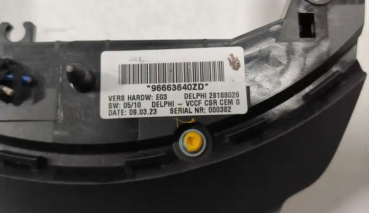 Citroen C5 (2008 - 2017) 96663640ZD Кнопки на рулевом колесе — фото 5