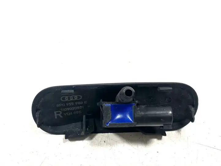 Audi A3/S3 8P (2008 - 2013) 8P0955988E Форсунка омывателя лобового стекла — фото 4