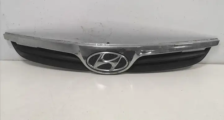 Hyundai i20 (PB PBT) (2008 - 2012) 863501J000CA Верхняя решетка радиатора — фото 1