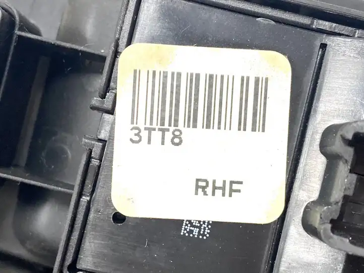 Chevrolet Volt I (2010 - 2015) 3TT8 Кнопка стеклоподъемников — фото 4