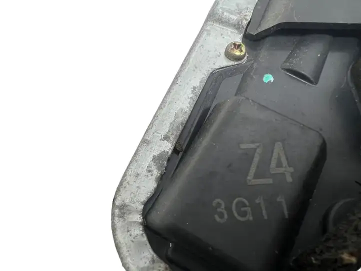 Toyota Land Cruiser (J120) (2002 - 2009) ZA3G11 Замок задней двери — фото 2