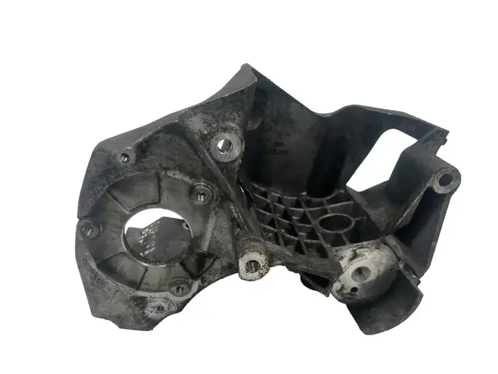 Chevrolet Captiva (2006 - 2011) 96440531 Кронштейн топливного насоса — фото 1