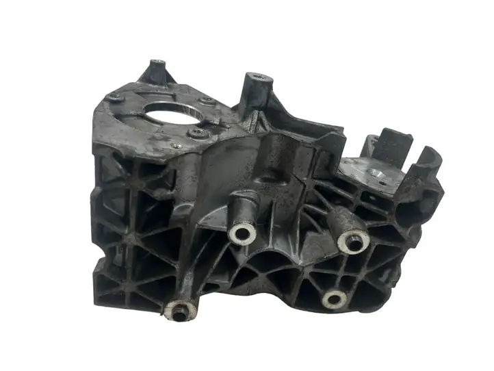 Chevrolet Captiva (2006 - 2011) 96440531 Кронштейн топливного насоса — фото 1
