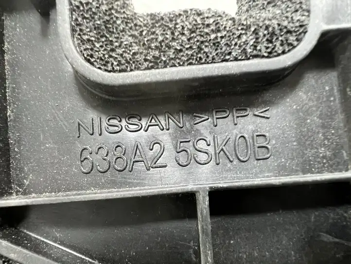 Nissan Leaf II (ZE1) (2017 - ) 638A25SK0B Кронштейн переднего подкрылка — фото 6