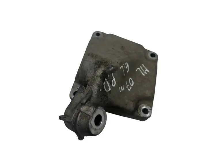 Mercedes-Benz ML W164 (2005 - 2011) A1562231404 Кронштейн двигателя — фото 2
