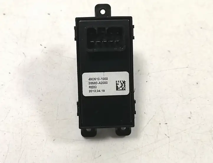 Kia Ceed (2012 - 2015) 49D5101000 Кнопка стеклоподъемников — фото 5