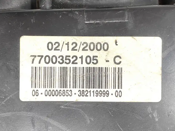Opel Movano A (1998 - 2010) 7700352105C Передняя фара — фото 9