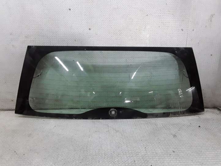 Ford Focus (2005 - 2008)   Заднее стекло