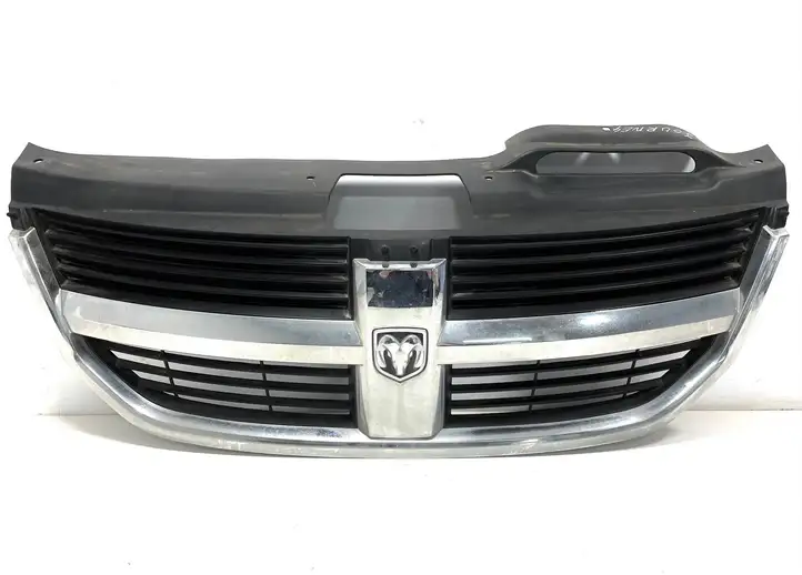 Dodge Journey (2007 - 2011) 05178281AC Верхняя решетка радиатора — фото 1