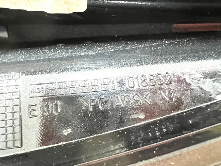 BMW 3 E92 E93 (2005 - 2014) 018632 Крышка GPS-антенны — фото 8