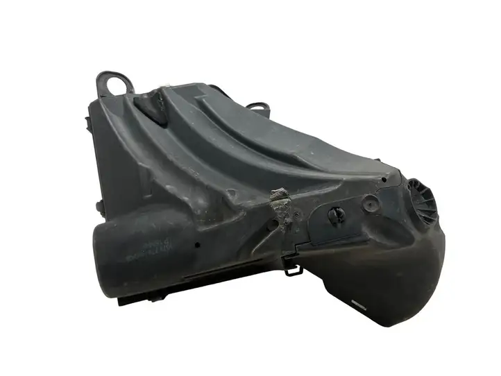 BMW 3 E90 E91 (2005 - 2012) 1371779746006 Корпус воздушного фильтра — фото 8