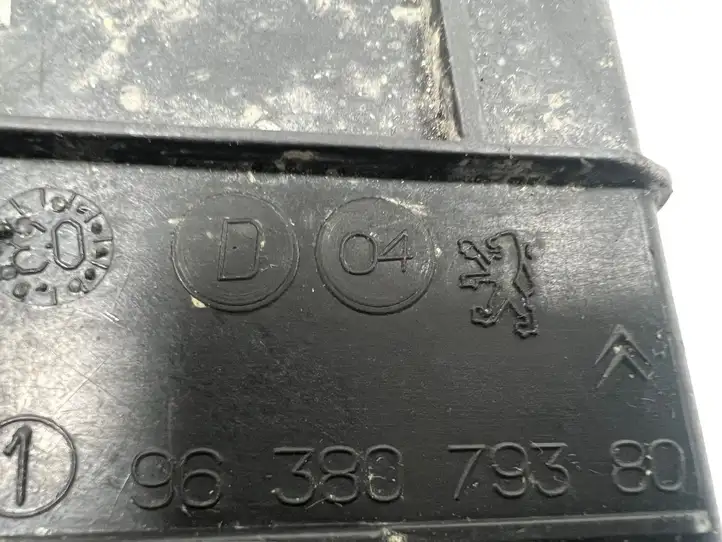 Citroen C2 (2003 - 2008) 9638079380 Ящик аккумулятора — фото 8