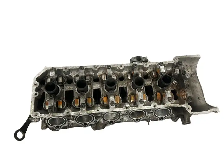 BMW 5 E60 E61 (2004 - 2010) 7833884 Головка блока цилиндров — фото 1
