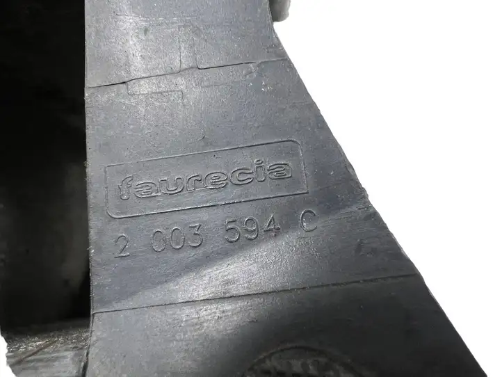 Dacia Sandero (2008 - 2012) 2003594C Кронштейн заднего бампера — фото 2