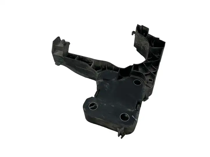 Renault Scenic II - Grand scenic II (2003 - 2006) 8200137495 Кронштейн переднего бампера — фото 5