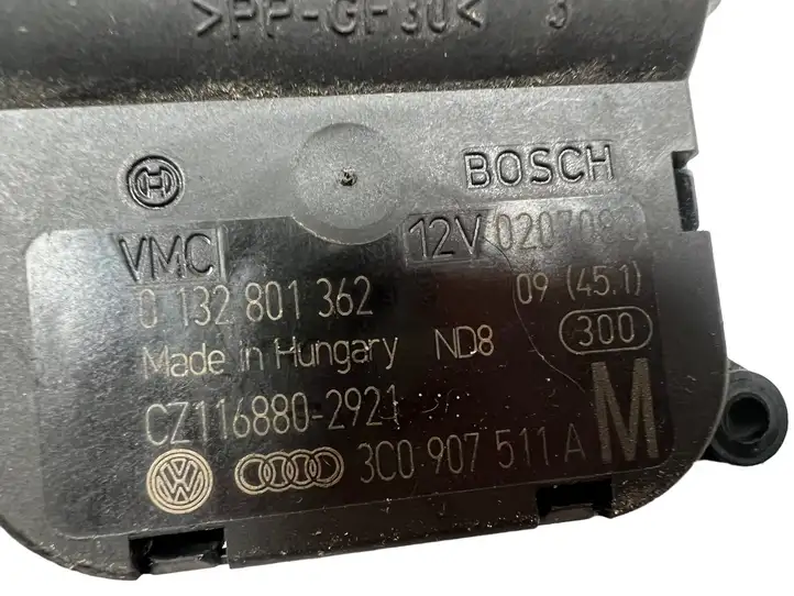 Volkswagen Golf Plus (2008 - 2014) 3C0907511A Двигатель задвижки потока воздуха — фото 7