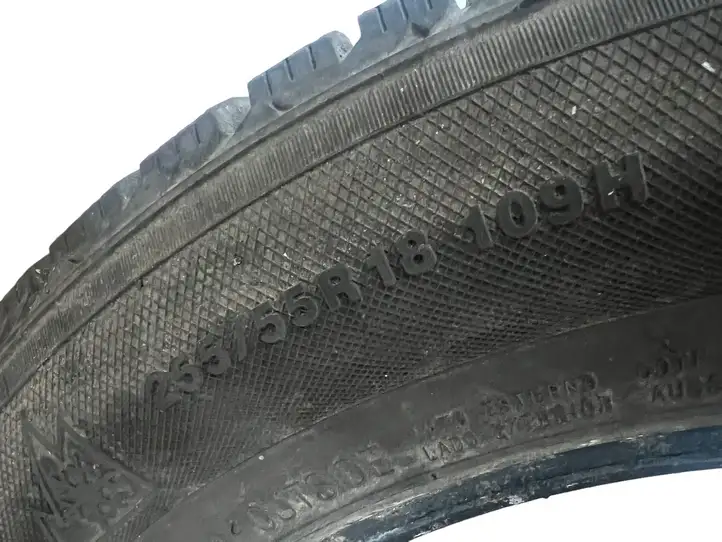 Kia Sorento (2002 - 2006) 25555R18 Зимняя шина R18 — фото 8