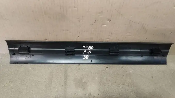 BMW 3 F30 F35 F31 (2012 - 2018) 17365810 Внутренняя отделка переднего порога — фото 2