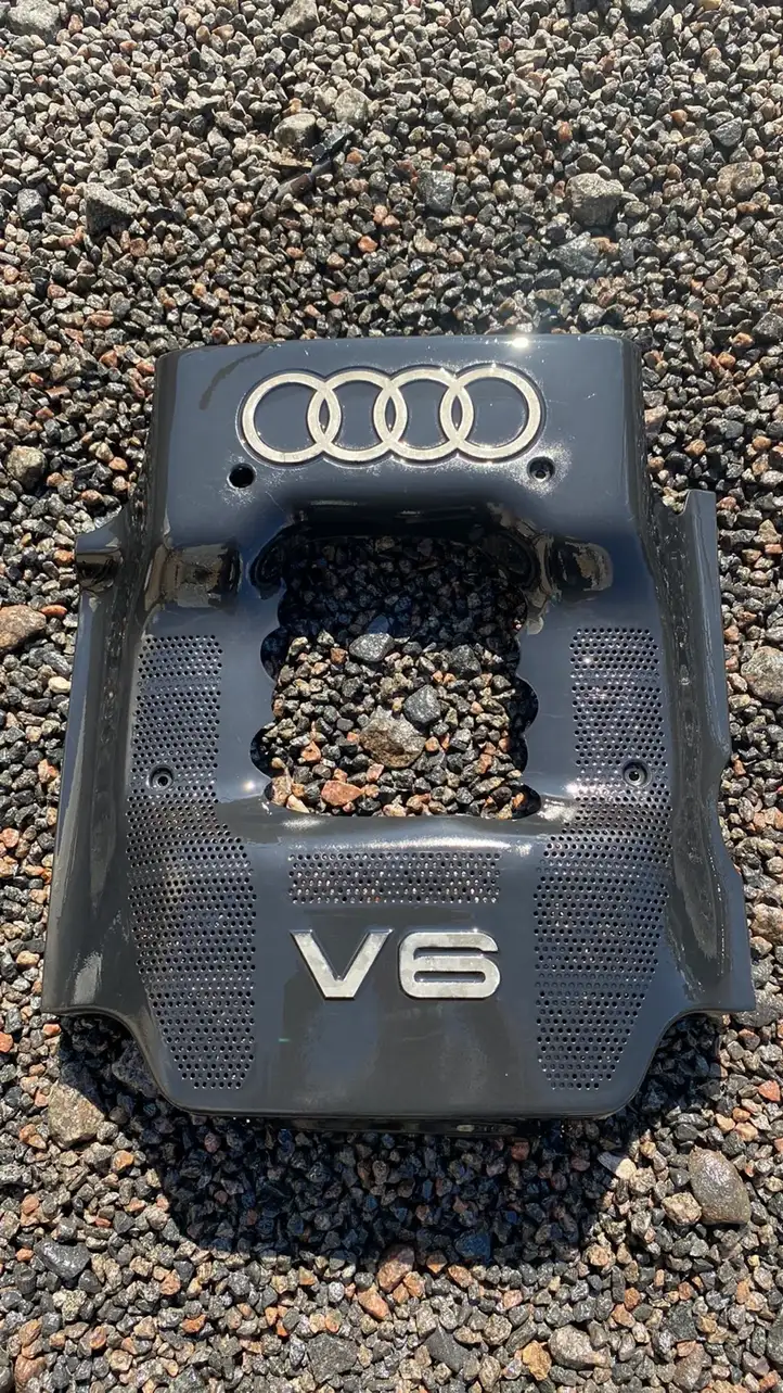 Audi A6 S6 C6 4F (2004 - 2008) 078103927 Крышка двигателя декоративная — фото 1