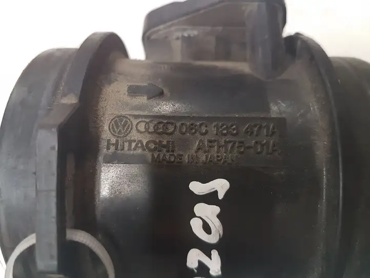 Audi A4 S4 B7 8E 8H (2004 - 2009) 06C133471A Датчик массового расхода воздуха — фото 4