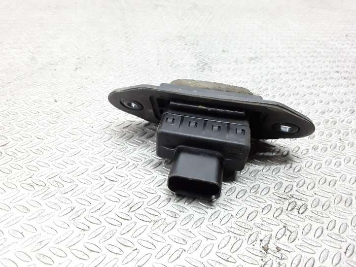 Ford Transit Connect (2002 - 2009)   Контактное соединение дверей