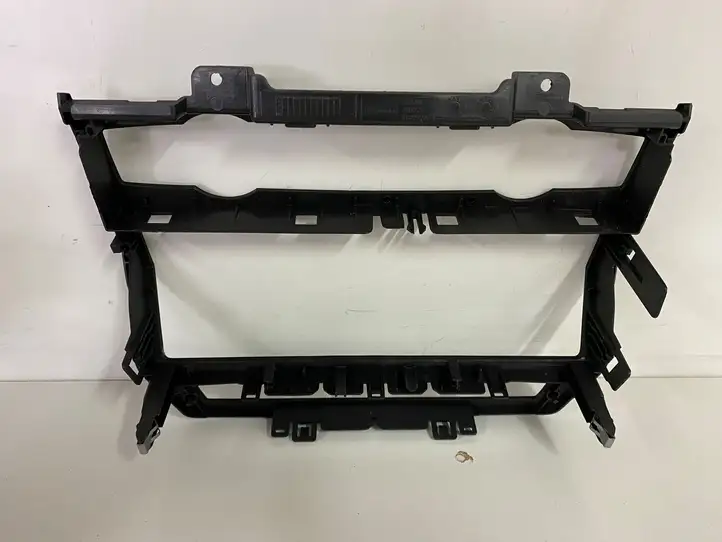 BMW X5 E70 (2006 - 2013) 7732010117730 Отделка магнитолы — фото 2