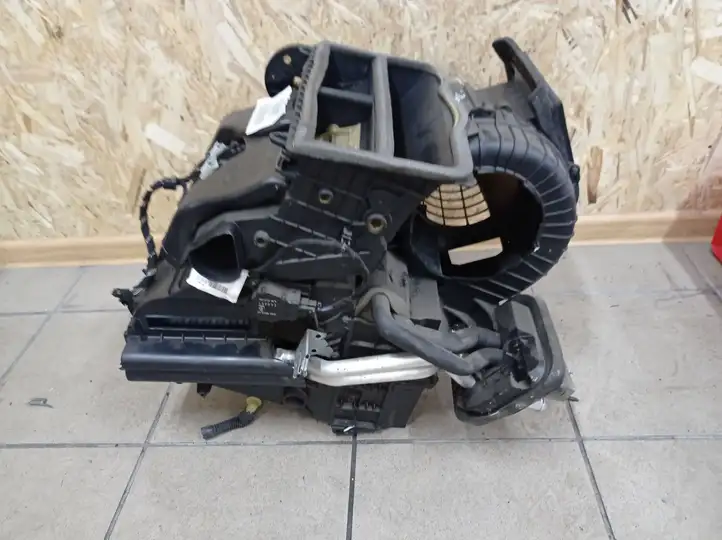 Ford S-MAX (2006 - 2010) 6G9118C505AC Комплект системы вентиляции салона — фото 1