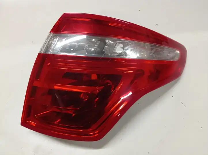 Citroen C4 I Picasso (2006 - 2013) 9653547480 Задний фонарь в кузове — фото 1