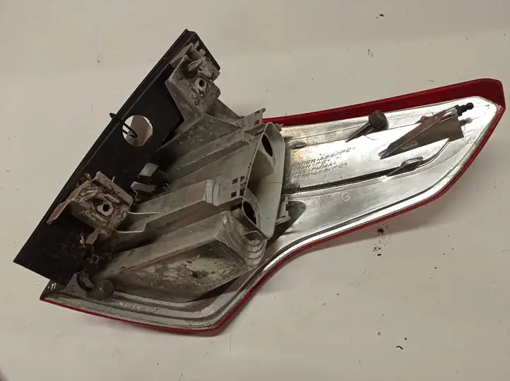 Citroen C4 I Picasso (2006 - 2013) 9653547580 Задний фонарь в кузове — фото 2