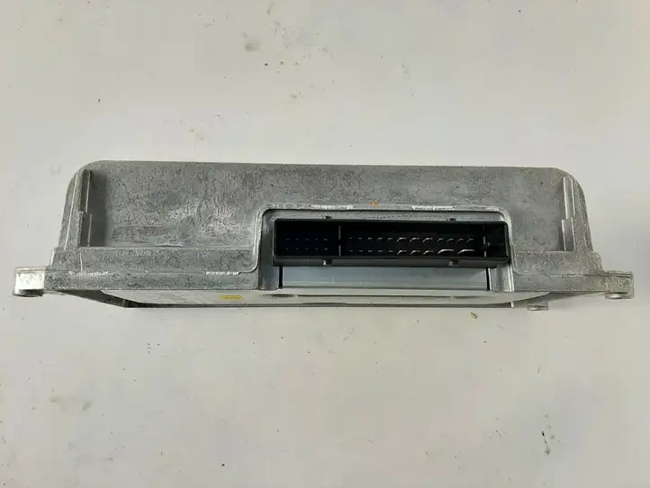 Audi A5 8T 8F (2007 - 2011) 8T0035223AB Усилитель звука — фото 2