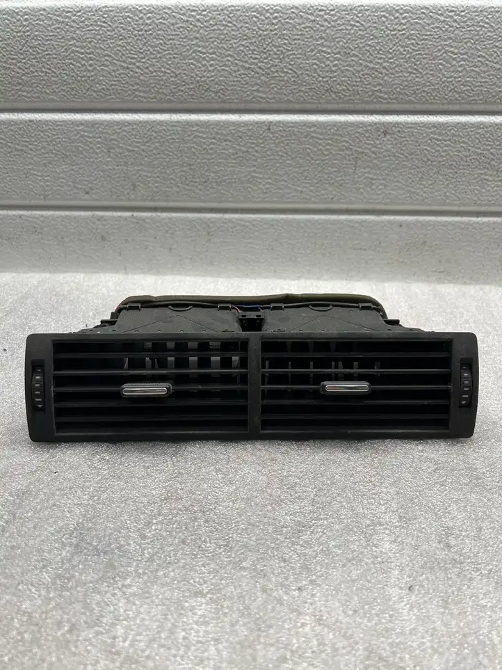 Audi A4 (2000 - 2006)  8E0820951H Другая деталь салона
