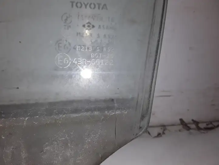 Toyota Yaris (1999 - 2003) 43R00122 Стекло задней двери — фото 2