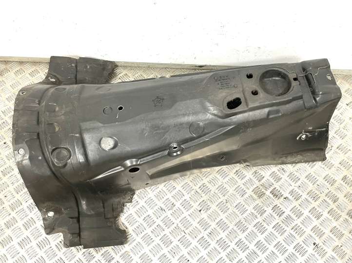 BMW 5 E60 E61 (2004 - 2010)  51487050670 Средняя защита дна