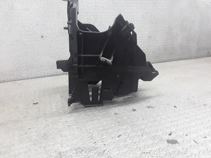 Volkswagen PASSAT B6 (2005 - 2010)  3C1941397A Другая деталь салона