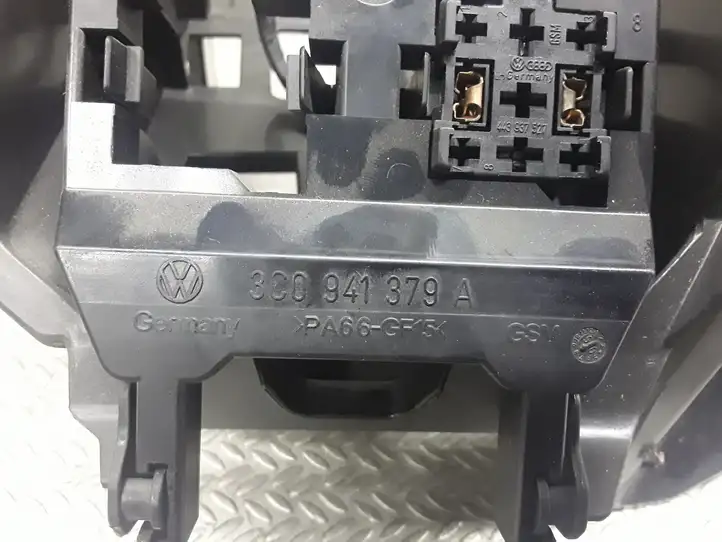 Volkswagen PASSAT B6 (2005 - 2010)  3C1941397A Другая деталь салона